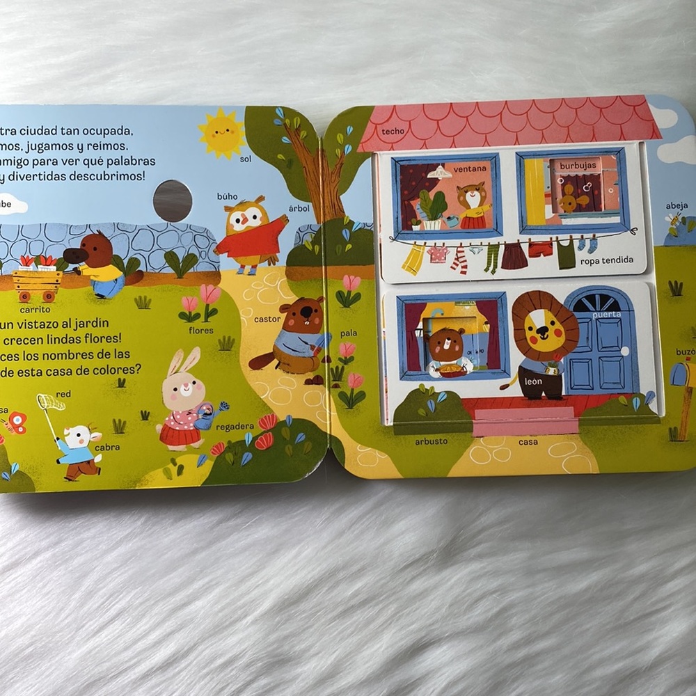Baby/Toddler/Children Board Book in Spanish " Los Nombres de las Cosas" Tapitas - Picture 6 of 16